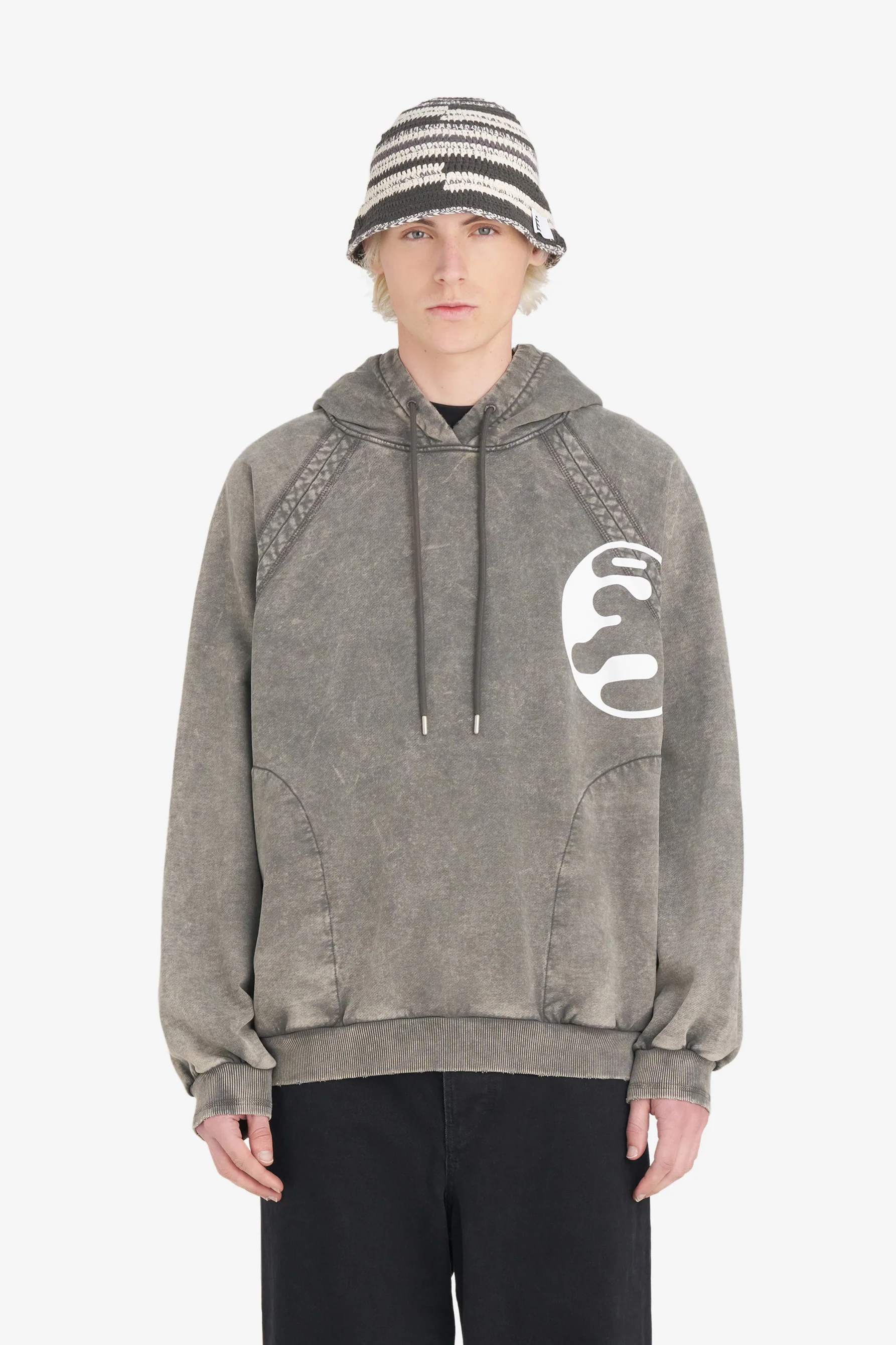HOODIE TECHNO É - Image 7