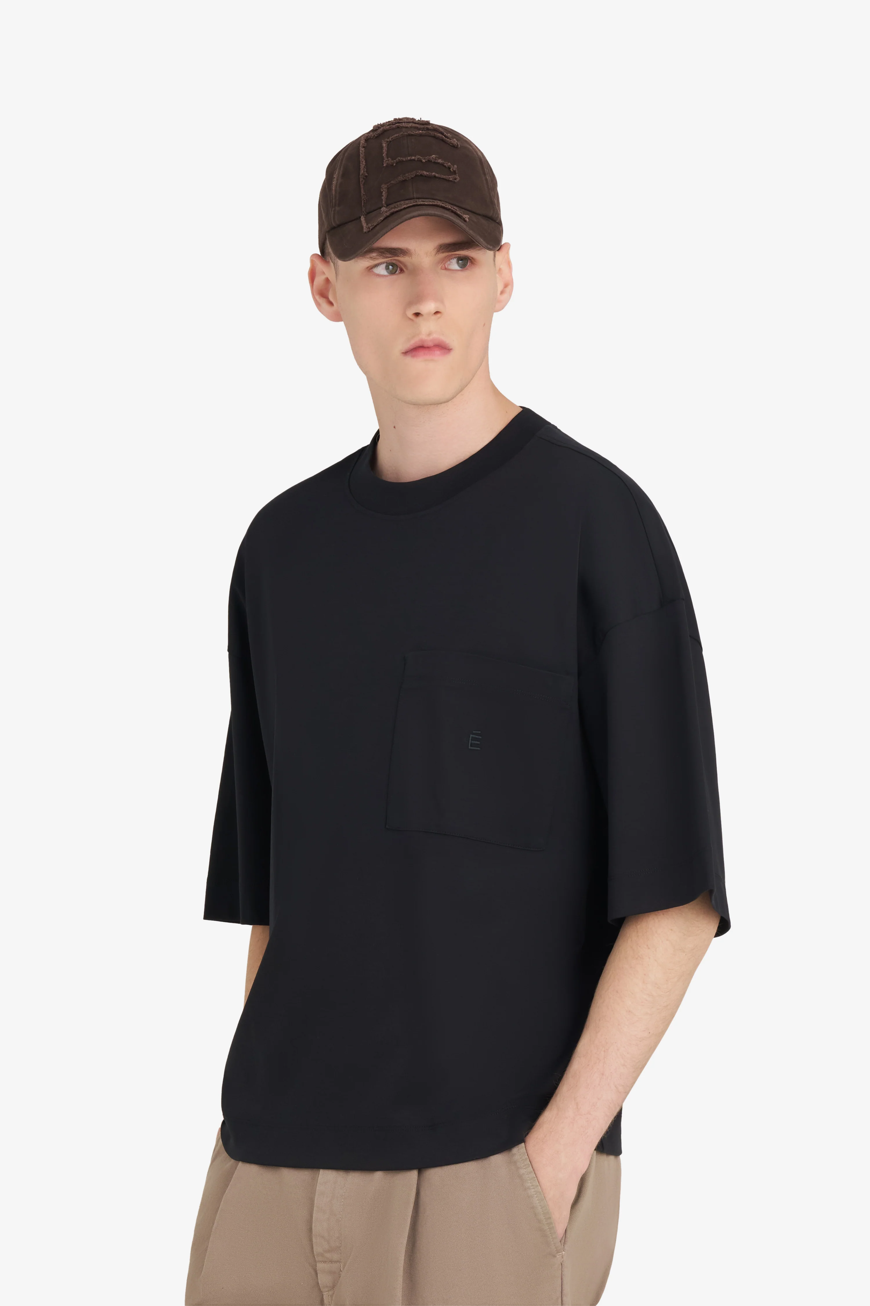 OVERSIZED POCKET T-SHIRT É - Image 2